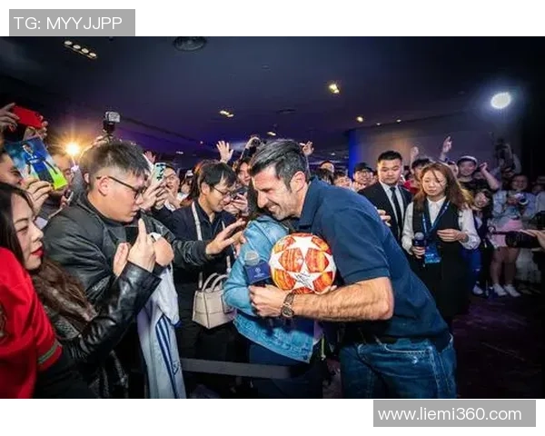 足球明星见面会精彩瞬间揭秘与球迷互动活动全程回顾